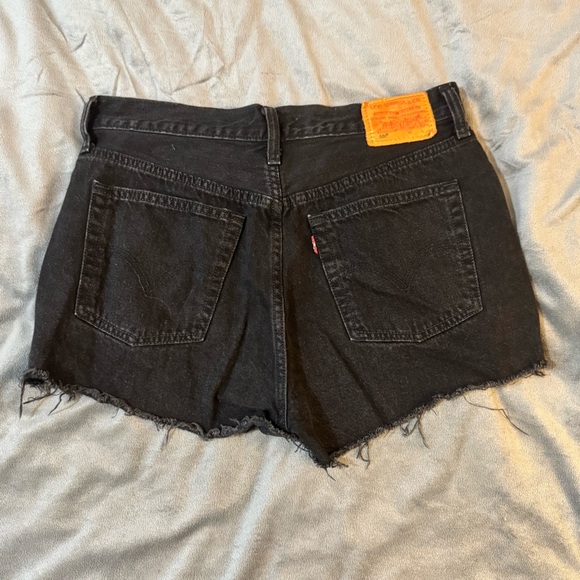 Levi's Black Jean Shorts with Frayed Hem
#1123 - Picture 9 of 9
